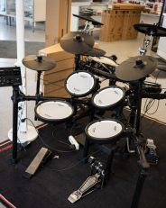 Roland TD-07DMK (Käytetty)