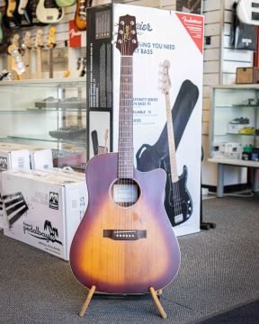 Takamine EG5303 SC (Käytetty)
