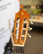 Yamaha C40 (Käytetty)