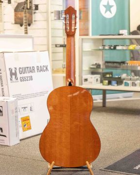 Yamaha GCG142C Klassinen kitara (Käytetty)