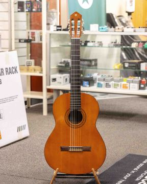 Yamaha C-40 (Käytetty) 