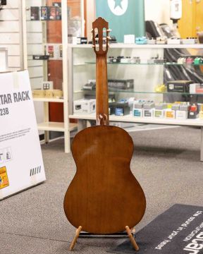 Yamaha C-40 (Käytetty) 