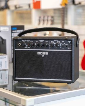 Boss Katana Mini X (Käytetty)