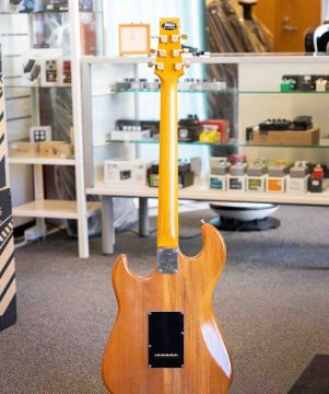 Burns Marquee Club Series (Käytetty)