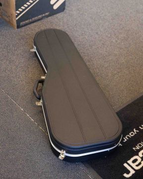 Hiscox PRO 2 SG kitarakotelo (Käytetty)