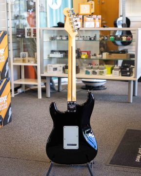 Fender American Standard Stratocaster (Käytetty)