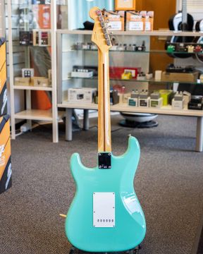 Fender Vintera 50s Stratocaster seafoam green (Käytetty)