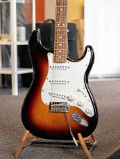 Fender Player Stratocaster (Käytetty)