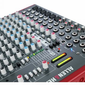 Allen & Heath ZED-12FX analogimikseri