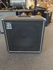 Ampeg BA112 bassocombo (käytetty)