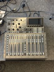 Behringer x32 producer (Käytetty)
