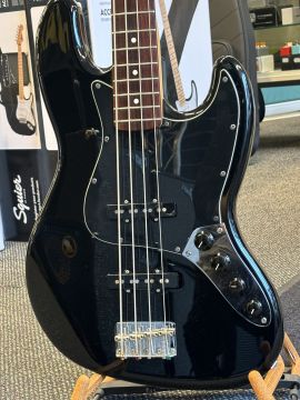 Fender Standard Jazz Bass 2008 Mexico (Käytetty)