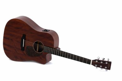 Sigma DMC-15E elektroakustinen kitara